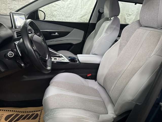 Peugeot 5008 2.0 BlueHDi Allure LED Navi Kamera AHK