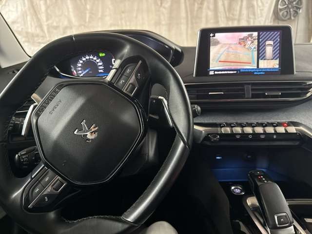 Peugeot 5008 2.0 BlueHDi Allure LED Navi Kamera AHK