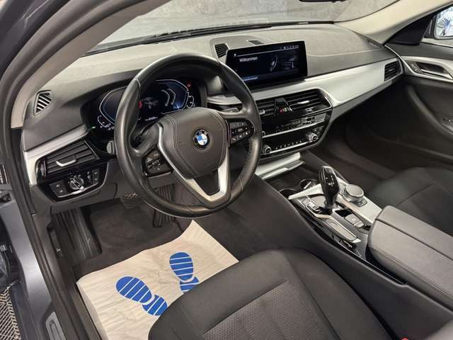 BMW 530 e Limousine Automatik*Navi*LED*Tempo*AHK* Klima