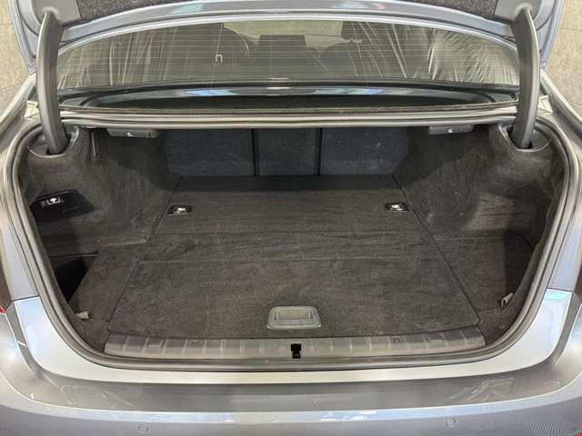 BMW 530 e Limousine Automatik*Navi*LED*Tempo*AHK* Klima