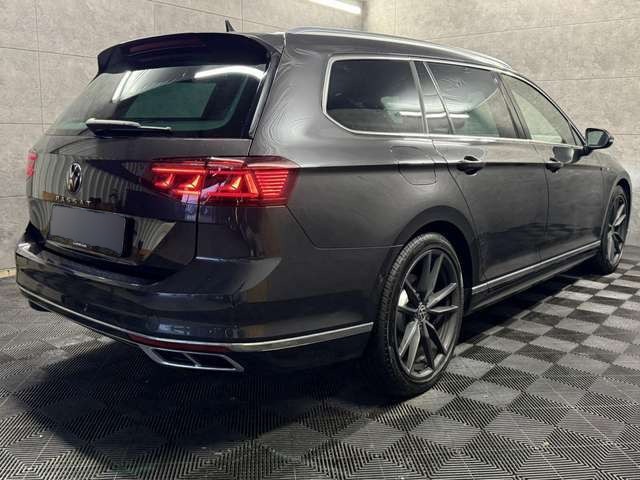 Volkswagen Passat Variant 2.0 TDI Eleg. R-Line DSG*LED*NAVI*ACC Klima Navi