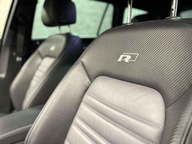 Volkswagen Passat Variant 2.0 TDI Eleg. R-Line DSG*LED*NAVI*ACC Klima Navi