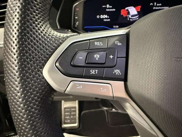 Volkswagen Passat Variant 2.0 TDI Eleg. R-Line DSG*LED*NAVI*ACC Klima Navi