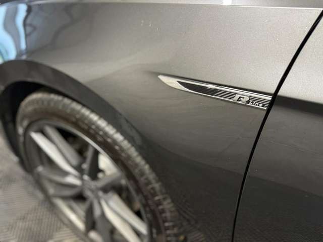 Volkswagen Passat Variant 2.0 TDI Eleg. R-Line DSG*LED*NAVI*ACC Klima Navi