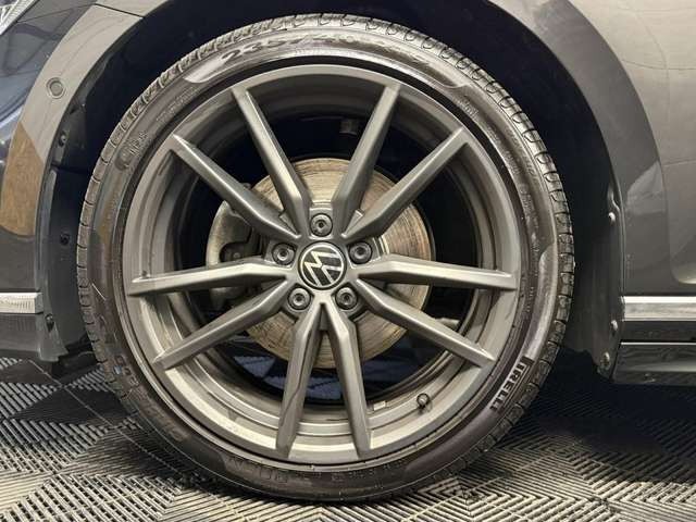 Volkswagen Passat Variant 2.0 TDI Eleg. R-Line DSG*LED*NAVI*ACC Klima Navi
