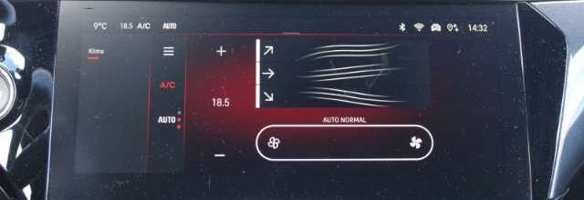 Opel Corsa F GS LED Navi Kamera SitzHZG CarPlay Tempo Klimaau