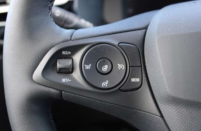 Opel Corsa F GS LED Navi Kamera SitzHZG CarPlay Tempo Klimaau