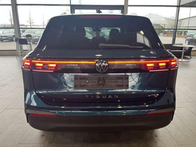 Volkswagen Tiguan 1.5 eTSI Prime Navi IQ-Light Kamera ACC Winterpake