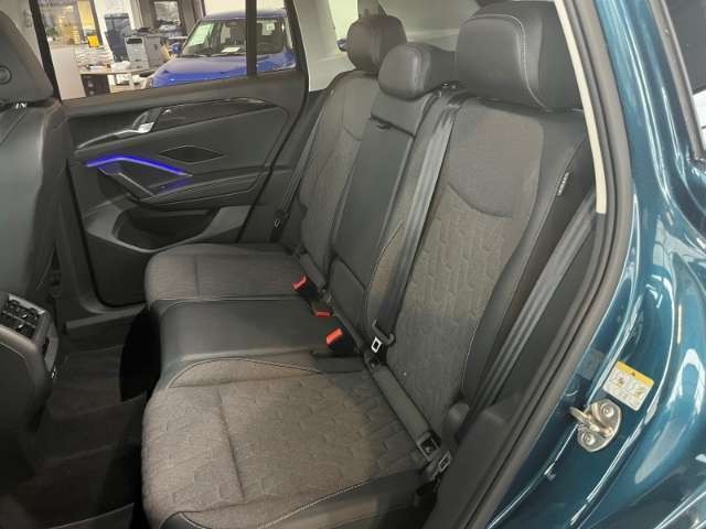 Volkswagen Tiguan 1.5 eTSI Prime Navi IQ-Light Kamera ACC Winterpake