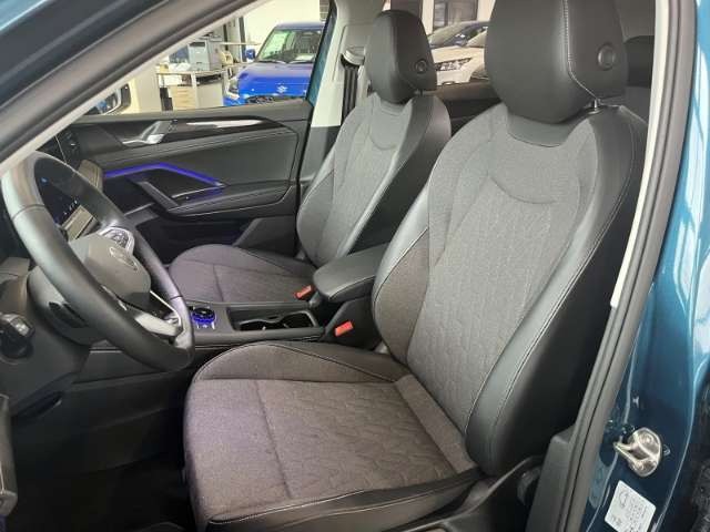 Volkswagen Tiguan 1.5 eTSI Prime Navi IQ-Light Kamera ACC Winterpake