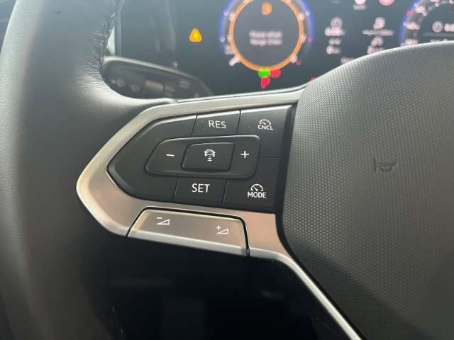 Volkswagen Tiguan 1.5 eTSI Prime Navi IQ-Light Kamera ACC Winterpake