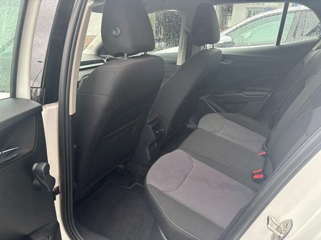 Skoda Fabia Ambition*KAMERA*CARPLAY*SITZ.HZ.*LED*TEMPOMAT*UVM