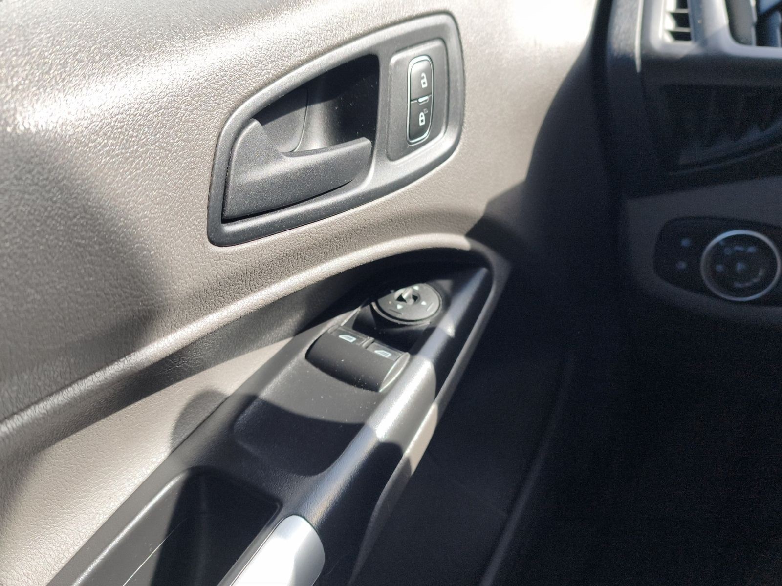 Ford Transit Connect Diesel Kasten lang Trend/Händler