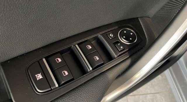 Kia cee'd / Ceed 1.5 T-GDI Navi LED Kamera DAB CarPlay SHZ LenkradH