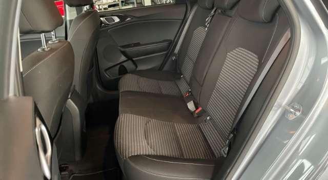 Kia cee'd / Ceed 1.5 T-GDI Navi LED Kamera DAB CarPlay SHZ LenkradH