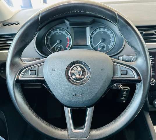 Skoda Octavia 1.5 TSI Ambition DSG SHZG PDC v+h CarPlay