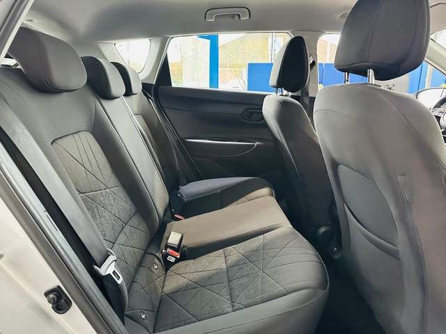 Hyundai Bayon 1.0 Trend Aut. SHZG PDC Kamera
