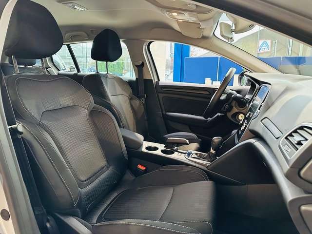 Renault Megane 1.5 BLUE Business Edition Aut. SHZ NAV PDC