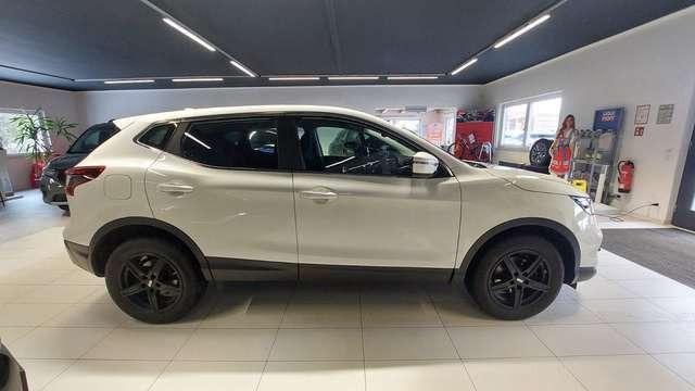Nissan Qashqai Shiro