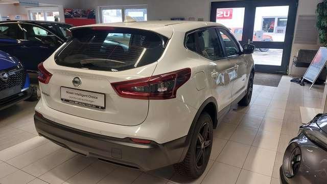 Nissan Qashqai Shiro