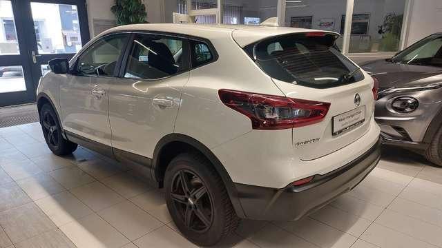 Nissan Qashqai Shiro