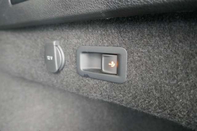 Volkswagen Passat Alltrack Passat Variant 2.0 TDI DSG 4Motion Alltrack AHK
