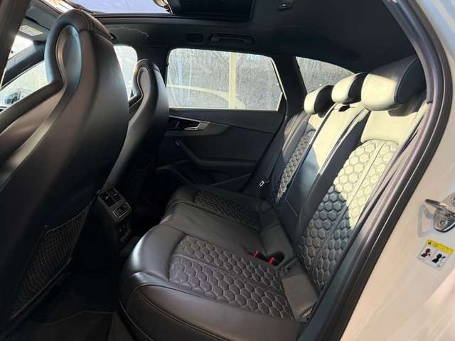 Audi RS4 Q/PANO/RAUTE/360°CAM/MASSAGE/B&O/HUD