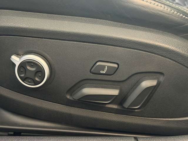 Audi RS4 Q/PANO/RAUTE/360°CAM/MASSAGE/B&O/HUD