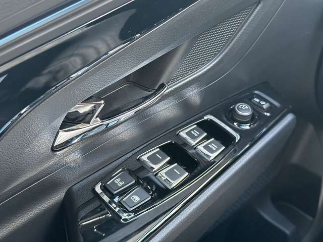 Ssangyong Korando e-Motion LEDER/LED/CAM