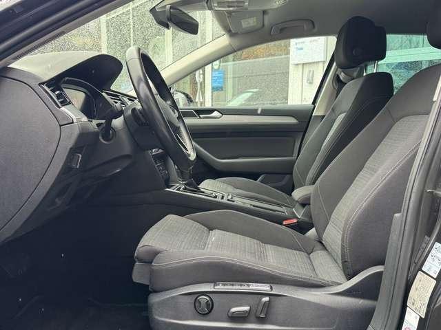 Volkswagen Passat Var. 2.0TDI DSG VIRTUAL/AHK/IQ MATRIX/CAM