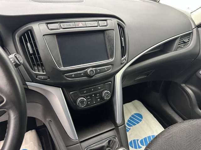 Opel Zafira ON Start/Stop 