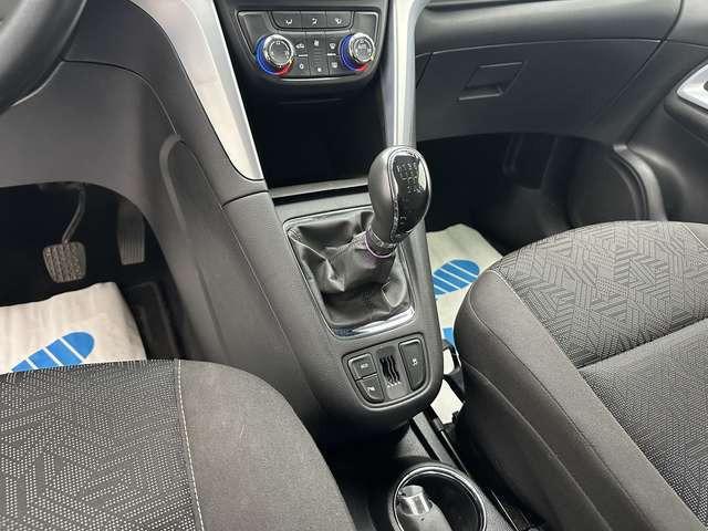 Opel Zafira ON Start/Stop 