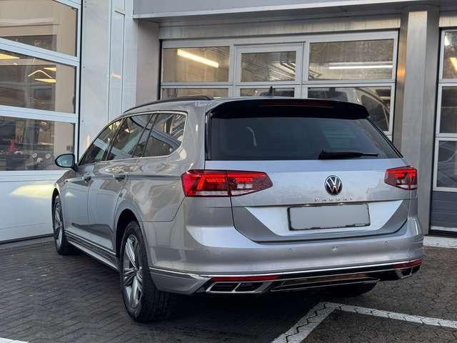 Volkswagen Passat 2.0 TDI DSG R LINE/LED/ACC/CAM