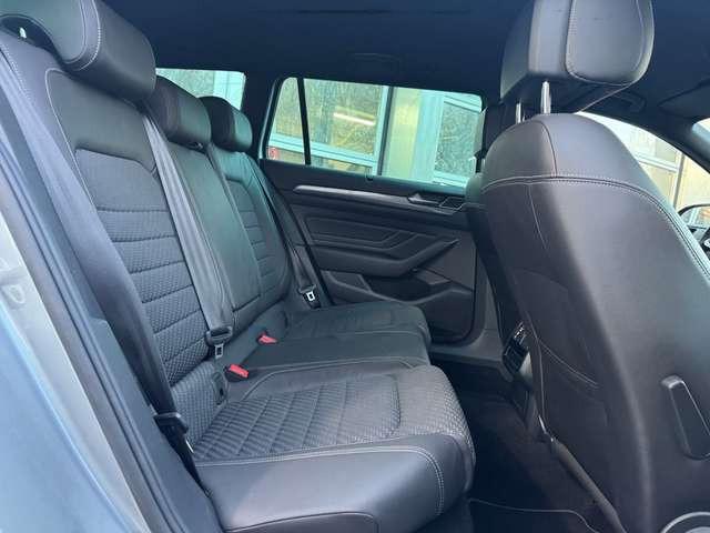 Volkswagen Passat 2.0 TDI DSG R LINE/LED/ACC/CAM