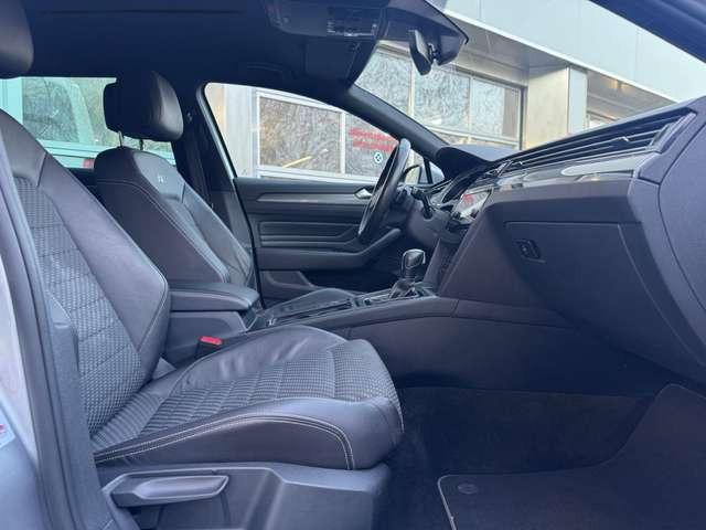 Volkswagen Passat 2.0 TDI DSG R LINE/LED/ACC/CAM