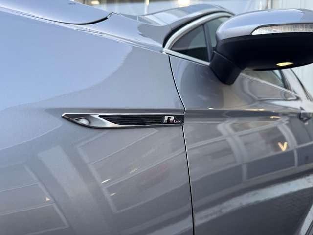 Volkswagen Passat 2.0 TDI DSG R LINE/LED/ACC/CAM