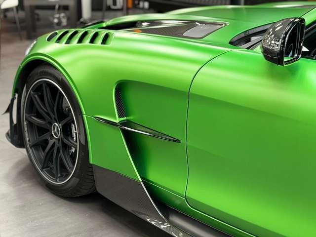 Mercedes-Benz AMG GT Black Series *HELLGREEN*KERAMIK*KAM*