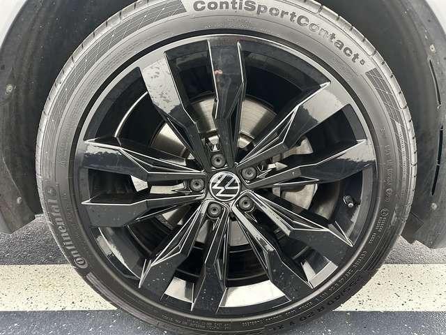 Volkswagen Tiguan R-Line 4Motion 