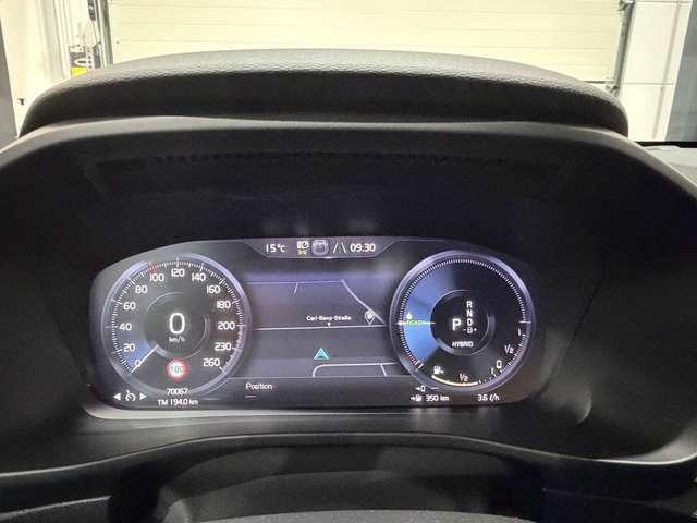Volvo XC40 XC40 R Design Expression Plug-In Hybrid