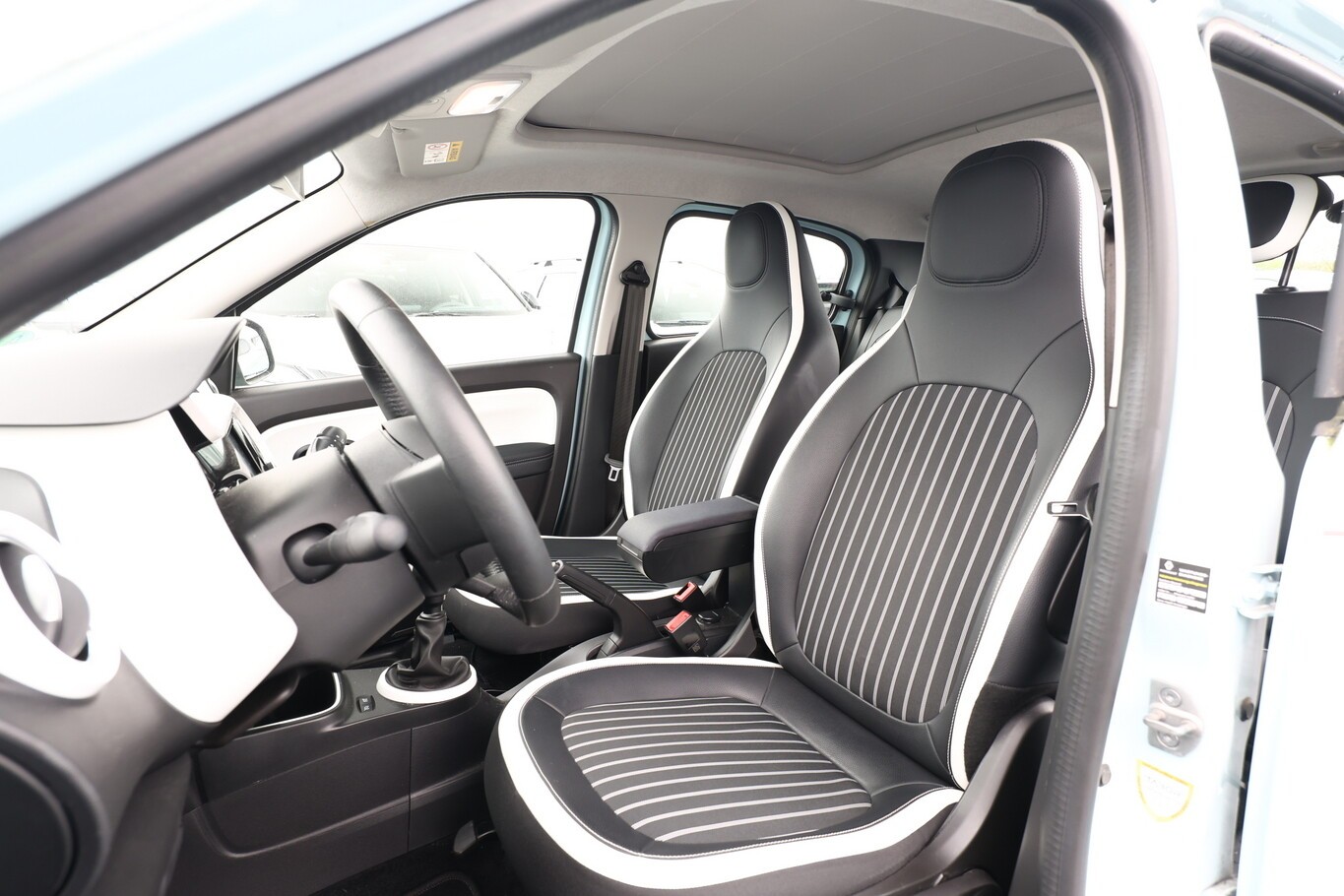 Renault Twingo 1.0 SCe 65 Intens Faltdach Nav PDC Kam