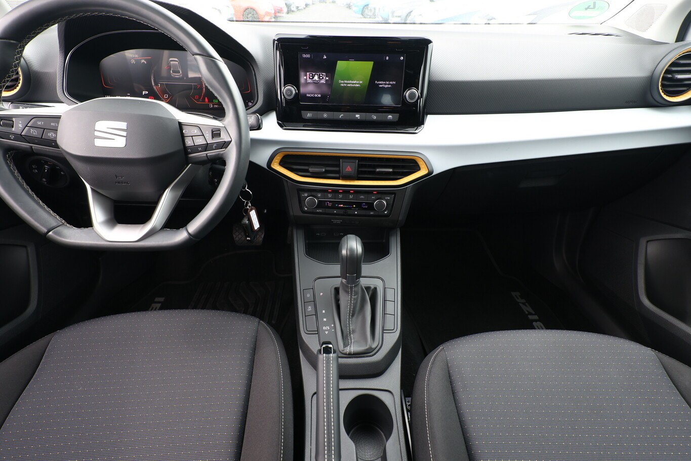 Seat Ibiza 1.0 TSI 110 DSG Style ACC SHZ PDC FullL