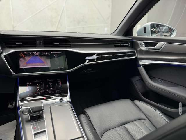 Audi RS6 4.0 TFSI quattro |HUD|PANO|MATRIX|MASSAGE