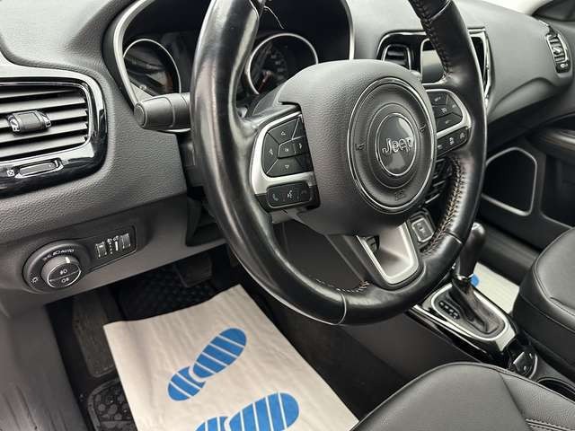 Jeep Compass Limited FWD 