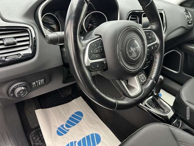 Jeep Compass Limited FWD 