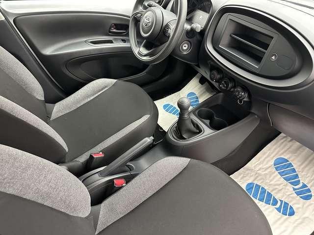 Toyota Verso-S Aygo (X) 