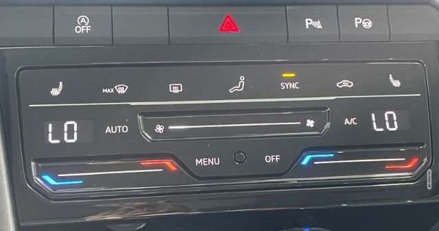 Volkswagen T-Roc Style 1.5 TSI Navi ACC  el.Hecklappe IQ-Light Kame