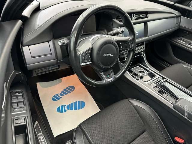 Jaguar XF R-Sport AWD 
