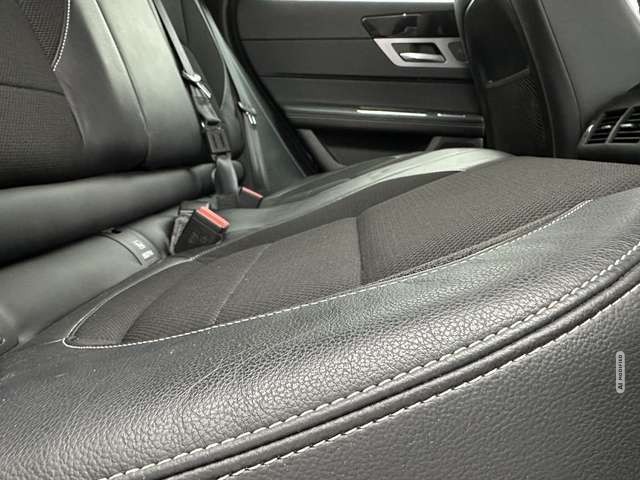 Jaguar XF R-Sport AWD 