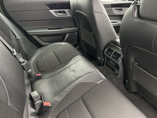 Jaguar XF R-Sport AWD 