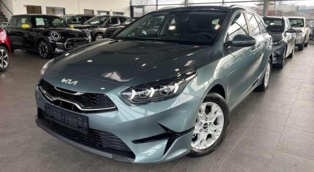 Kia cee'd / Ceed 1.5 T-GDI Navi LED Kamera DAB CarPlay SHZ LenkradH